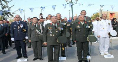 &Gamma;&Epsilon;&Nu;: &Sigma;&upsilon;&gamma;&kappa;ί&nu;&eta;&sigma;&eta; &sigma;&tau;&eta;&nu; 106&eta; &epsilon;&pi;έ&tau;&epsilon;&iota;&omicron; &alpha;&pi;&epsilon;&lambda;&epsilon;&upsilon;&theta;έ&rho;&omega;&sigma;&eta;&sigmaf; &tau;&eta;&sigmaf; &Lambda;ή&mu;&nu;&omicron;&upsilon; (photos)