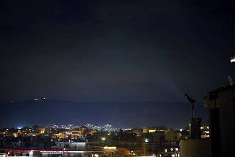 &Sigma;&kappa;ό&nu;&eta; &alpha;&pi;ό &tau;&eta; &Sigma;&alpha;&chi;ά&rho;&alpha; &pi;&nu;ί&gamma;&epsilon;&iota; &xi;&alpha;&nu;ά &tau;&eta;&nu; &Alpha;&theta;ή&nu;&alpha;