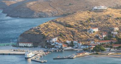 «Ξεκλειδώνει» ο παλαιός οικισμός στον Αη Στράτη