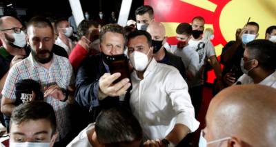 Βόρεια Μακεδονία: Οριακή νίκη Ζάεφ στις εκλογές | Ρυθμιστές τα αλβανικά κόμματα