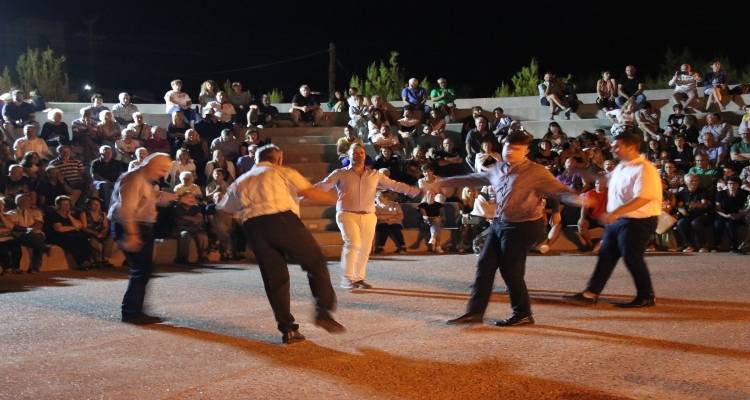 &laquo;&Theta;ά&lambda;&alpha;&sigma;&sigma;&alpha; &lambda;&upsilon;&pi;ή&sigma;&omicron;&upsilon;&raquo;: &Mu;&iota;&alpha; &mu;&alpha;&gamma;&epsilon;&upsilon;&tau;&iota;&kappa;ή &beta;&rho;&alpha;&delta;&iota;ά &sigma;&tau;&omicron; &Mu;&omicron;ύ&delta;&rho;&omicron;