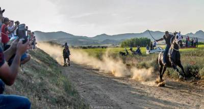 &Phi;&omega;&tau;&omicron;&gamma;&rho;&alpha;&phi;ί&alpha;: K. Karagounis