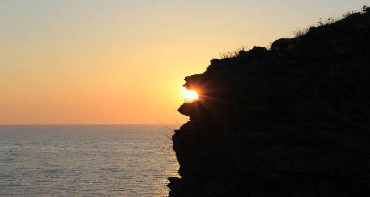 &Kappa;&alpha;&lambda;&omicron;&kappa;&alpha;&iota;&rho;&iota;&nu;ό&sigmaf; &omicron; &kappa;&alpha;&iota;&rho;ό&sigmaf; &sigma;ή&mu;&epsilon;&rho;&alpha; &sigma;&tau;&eta; &Lambda;ή&mu;&nu;&omicron; (mp3)