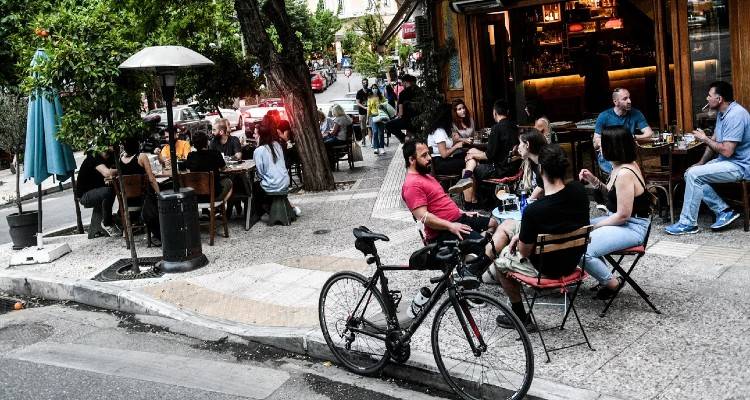Κορωνοϊός: Πότε έρχεται αλλαγή στη νυχτερινή απαγόρευση κυκλοφορίας | Τι θα γίνει με τη μουσική