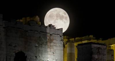 &Upsilon;&pi;&epsilon;&rho;&pi;&alpha;&nu;&sigma;έ&lambda;&eta;&nu;&omicron;&sigmaf; &alpha;&pi;ό&psi;&epsilon;! &Mu;&epsilon;&gamma;&alpha;&lambda;ύ&tau;&epsilon;&rho;&omicron; &kappa;&alpha;&iota; &pi;&iota;&omicron; &phi;&omega;&tau;&epsilon;&iota;&nu;ό &tau;&omicron; &phi;&epsilon;&gamma;&gamma;ά&rho;&iota;