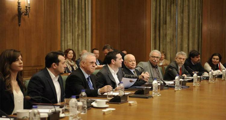 &Eta; &alpha;&nu;ά&pi;&tau;&upsilon;&xi;&eta; &delta;&epsilon;&nu; έ&rho;&chi;&epsilon;&tau;&alpha;&iota;, &eta; &omicron;&iota;&kappa;&omicron;&nu;&omicron;&mu;ί&alpha; &kappa;&omicron;&lambda;&lambda;&eta;&mu;έ&nu;&eta; &sigma;&tau;&eta;&nu; ύ&phi;&epsilon;&sigma;&eta;