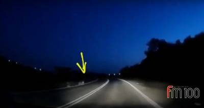 &Lambda;ή&mu;&nu;&omicron;&sigmaf;: &Pi;&rho;&omicron;&sigma;&pi;έ&rho;&alpha;&sigma;&eta; &mu;&epsilon;&hellip; &sigma;&omicron;ύ&zeta;&alpha; &kappa;&alpha;&iota; &pi;&epsilon;&zeta;&omicron;ί &chi;&omega;&rho;ί&sigmaf; &phi;&alpha;&kappa;ό | &laquo;Έ&tau;&sigma;&iota; &gamma;ί&nu;&omicron;&nu;&tau;&alpha;&iota; &tau;&alpha; &alpha;&tau;&upsilon;&chi;ή&mu;&alpha;&tau;&alpha;&raquo;