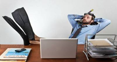 Ξεκουράσου από τις διακοπές! Η ψυχολογία της «ανασυγκρότησης» και της προσαρμογής