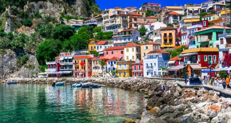 Παρεμβάσεις στις αντικειμενικές αξίες: Θα ενταχθούν 7.000 περιοχές | Τέλος οι χαμηλές φορολογήσεις