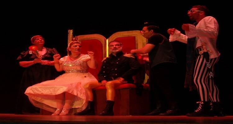 O &Mu;.&Epsilon;.&Alpha;.&Sigma;. &laquo;&Lambda;&Eta;&Mu;&Nu;&Omicron;&Sigma;&raquo; &pi;&alpha;&rho;&omicron;&upsilon;&sigma;&iota;ά&zeta;&epsilon;&iota; &tau;&eta;&nu; &kappa;&omega;&mu;&omega;&delta;ί&alpha; &laquo;Ά&mu;&lambda;&epsilon;&tau; &Beta;&omicron;&upsilon;&raquo;