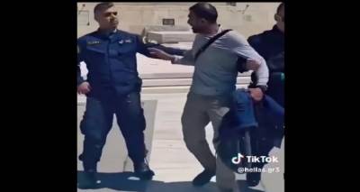 &Mu;&epsilon;&tau;&alpha;&nu;ά&sigma;&tau;&eta;&sigmaf; &epsilon;&pi;&iota;&tau;έ&theta;&eta;&kappa;&epsilon; &phi;&rho;&alpha;&sigma;&tau;&iota;&kappa;ά &sigma;&epsilon; &Epsilon;ύ&zeta;&omega;&nu;&epsilon;&sigmaf; &sigma;&tau;&omicron;&nu; Ά&gamma;&nu;&omega;&sigma;&tau;&omicron; &Sigma;&tau;&rho;&alpha;&tau;&iota;ώ&tau;&eta;: &laquo;&Kappa;&alpha;&mu;&iota;ά &alpha;&nu;&omicron;&chi;ή &sigma;&epsilon; &tau;έ&tau;&omicron;&iota;&epsilon;&sigmaf; &sigma;&upsilon;&mu;&pi;&epsilon;&rho;&iota;&phi;&omicron;&rho;έ&sigmaf;&raquo; &lambda;έ&epsilon;&iota; &omicron; &Pi;&lambda;&epsilon;ύ&rho;&eta;&sigmaf; * &Delta;&iota;&epsilon;&kappa;ό&pi;&eta; &eta; &epsilon;&xi;έ&tau;&alpha;&sigma;&eta; &tau;&eta;&sigmaf; &alpha;ί&tau;&eta;&sigma;&eta;&sigmaf; &alpha;&sigma;ύ&lambda;&omicron;&upsilon; &tau;&omicron;&upsilon; [video]
