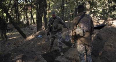 &Omicron;&upsilon;&kappa;&rho;&alpha;&nu;ί&alpha;: &Pi;&rho;&omicron; &tau;&omega;&nu; &pi;&upsilon;&lambda;ώ&nu; &eta; &mu;&epsilon;&gamma;ά&lambda;&eta; &mu;ά&chi;&eta; &gamma;&iota;&alpha; &tau;&eta; &Chi;&epsilon;&rho;&sigma;ώ&nu;&alpha; | &Tau;&iota; &tau;&rho;έ&chi;&epsilon;&iota; &mu;&epsilon; &tau;&omicron;&nu; &Pi;&omicron;ύ&tau;&iota;&nu;, &omicron;&iota; &kappa;&iota;&nu;ή&sigma;&epsilon;&iota;&sigmaf; &tau;&omega;&nu; &Omicron;&upsilon;&kappa;&rho;&alpha;&nu;ώ&nu;