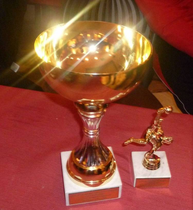 Ο Κεραυνός Αγίου Δημητρίου κυπελλούχος Λήμνου για το 2014.