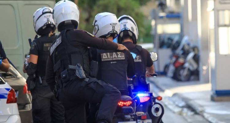 &Beta;ό&rho;&epsilon;&iota;&alpha; &Epsilon;&lambda;&lambda;ά&delta;&alpha;: &Alpha;&pi;&omicron;&kappa;&alpha;&lambda;ύ&phi;&theta;&eta;&kappa;&epsilon; &kappa;ύ&kappa;&lambda;&omega;&mu;&alpha; &sigma;&epsilon; &Pi;&omicron;&lambda;&epsilon;&omicron;&delta;&omicron;&mu;ί&epsilon;&sigmaf;, &epsilon;&xi;έ&delta;&iota;&delta;&alpha;&nu; &pi;&alpha;&rho;ά&nu;&omicron;&mu;&alpha; ά&delta;&epsilon;&iota;&epsilon;&sigmaf; | &Beta;&rho;έ&theta;&eta;&kappa;&epsilon; 1 &epsilon;&kappa;&alpha;&tau;. &epsilon;&upsilon;&rho;ώ