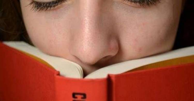 Μια χημική εξήγηση για τη μυρωδιά των παλιών βιβλίων