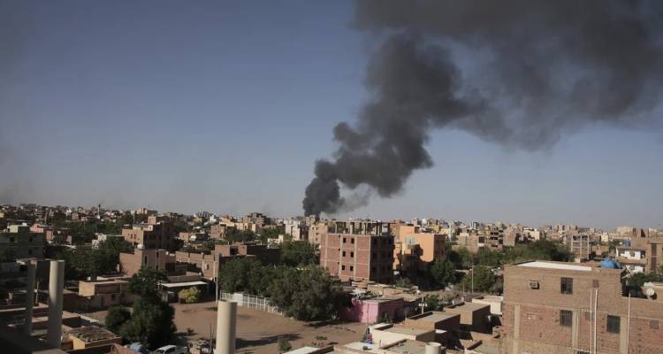 &Sigma;&omicron;&upsilon;&delta;ά&nu;: &Eta; &Beta;ά&gamma;&kappa;&nu;&epsilon;&rho; &delta;&iota;&alpha;&psi;&epsilon;ύ&delta;&epsilon;&iota; &pi;&omega;&sigmaf; &epsilon;&pi;&iota;&chi;&epsilon;&iota;&rho;&epsilon;ί ή &delta;&rho;&alpha;&sigma;&tau;&eta;&rho;&iota;&omicron;&pi;&omicron;&iota;&epsilon;ί&tau;&alpha;&iota; &sigma;&tau;&eta; &chi;ώ&rho;&alpha;