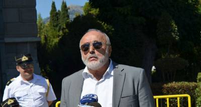 &Omicron; &Kappa;&omicron;&upsilon;&rho;&omicron;&upsilon;&mu;&pi;&lambda;ή&sigmaf; &xi;έ&theta;&alpha;&psi;&epsilon; &tau;&omicron;... Sea Diamond &gamma;&iota;&alpha; &tau;&eta;&nu; &pi;&epsilon;&tau;&rho;&epsilon;&lambda;&alpha;&iota;&omicron;&kappa;&eta;&lambda;ί&delta;&alpha; &kappa;&alpha;&iota; &sigma;&upsilon;&sigma;&tau;ή&nu;&epsilon;&iota; ά&phi;&omicron;&beta;&alpha; &kappa;&omicron;&lambda;ύ&mu;&pi;&iota;!