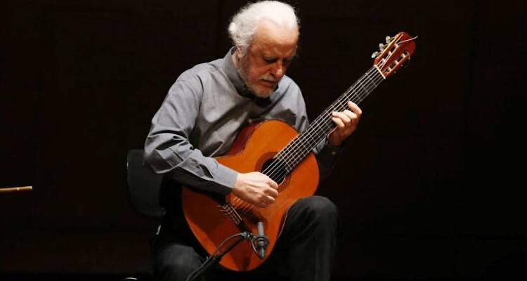 Θρήνος για τον Νότη Μαυρουδή - Πέθανε ο γνωστός συνθέτης και κιθαρίστας
