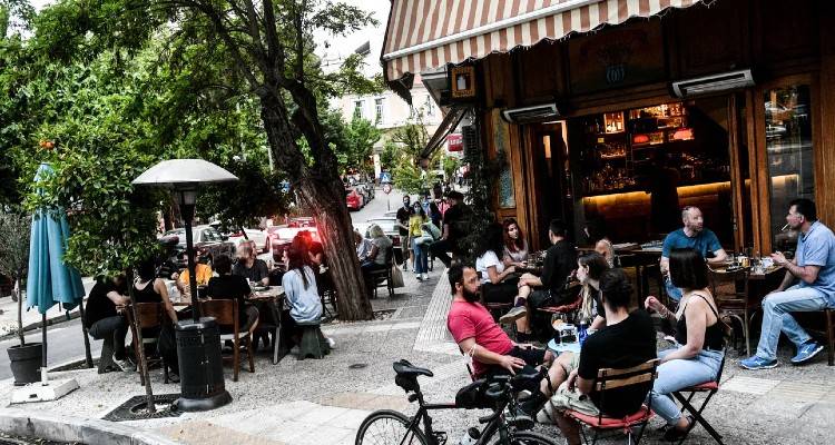 Σε έξαρση η πανδημία, όλα τα νέα μέτρα | Τεστ παντού για ανεμβολίαστους, 3η δόση στους εμβολιασμένους