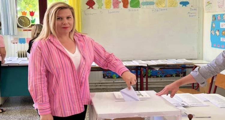 Στη Ν. Κούταλη ψήφισε η Δήμαρχος Λήμνου: «Ασκούμε σήμερα το εκλογικό μας δικαίωμα ως πολίτες της Ευρώπης (…)αναδεικνύουμε τα πρόσωπα που θα κληθούν να μας εκπροσωπήσουν στο Ευρωπαϊκό Κοινοβούλιο».