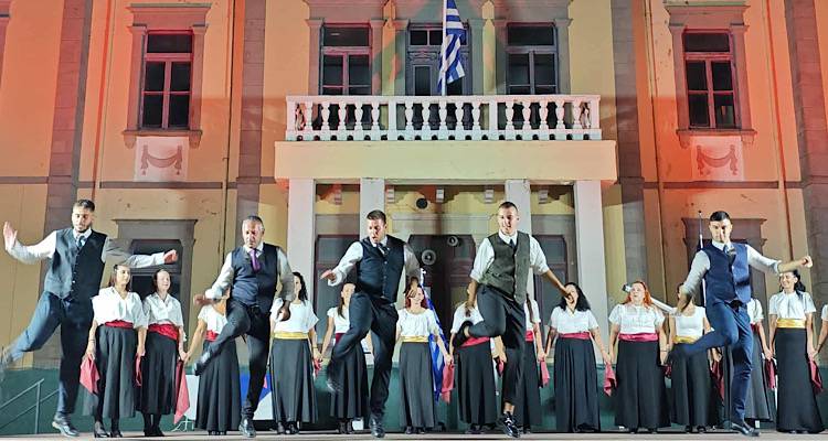 Λήμνος: Με κυπριακούς χορούς τίμησε ο Χ.Ο.Λ «Ήφαιστος» την πρόσκληση του Μητροπολίτη Ιεροθέου