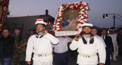 &Epsilon;&omicron;&rho;&tau;ή &tau;&eta;&sigmaf; &Pi;&epsilon;&nu;&tau;&eta;&kappa;&omicron;&sigma;&tau;ή&sigmaf; &kappa;&alpha;&iota; &tau;&omicron;&upsilon; Ά&gamma;&iota;&omicron;&upsilon; &Pi;&nu;&epsilon;ύ&mu;&alpha;&tau;&omicron;&sigmaf; &sigma;&tau;&eta; &Lambda;ή&mu;&nu;&omicron; (&Phi;&omega;&tau;&omicron;&rho;&epsilon;&pi;&omicron;&rho;&tau;ά&zeta;)