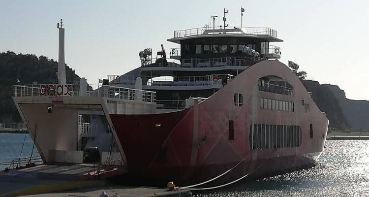 Λήμνος: Ήρθε, εντυπωσίασε και έφυγε (photos)