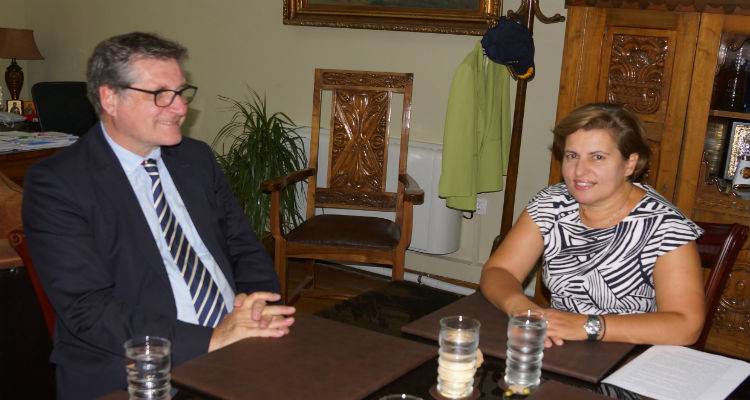 Συνάντηση με το Γερμανό Πρέσβη είχε η Περιφερειάρχης Β. Αιγαίου