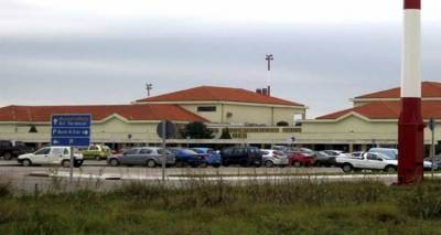 &Nu;&alpha;&iota; &mu;&epsilon;&nu;, &alpha;&lambda;&lambda;ά &gamma;&iota;&alpha; &tau;&omicron;&nu; &tau;&omicron;&upsilon;&rho;&iota;&sigma;&mu;ό