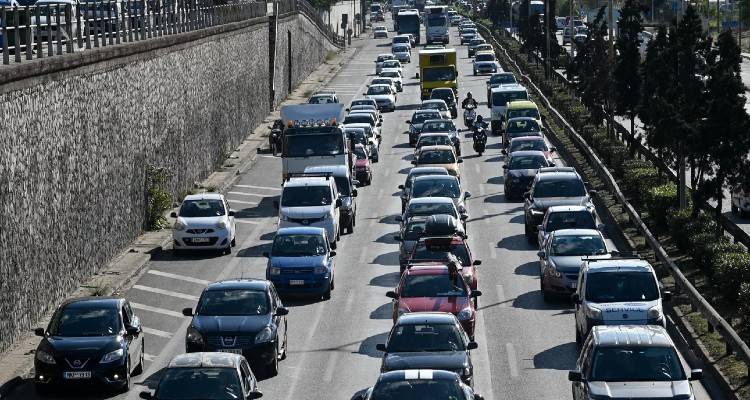 Ερχονται τα τέλη κυκλοφορίας με το μήνα: Πότε θα ξεκινήσει, ποιους αφορά | Οι 10+1 οδηγίες της ΑΑΔΕ