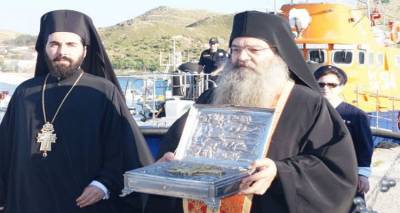Αλλαγή στην υποδοχή του Τιμίου Ξύλου στο Μούδρο