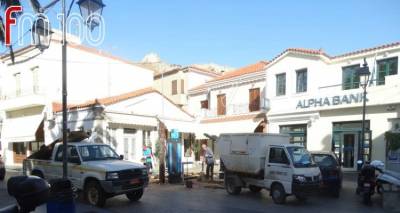 Επιτέλους. Ξηλώθηκε το κιόσκι - έκτρωμα στην πλατεία ΟΤΕ