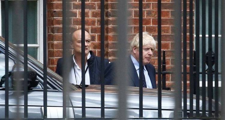 Βρετανία : Στην αντεπίθεση η κυβέρνηση μετά τους ισχυρισμούς του Ντόμινικ Κάμινγκς κατά του Μπόρις Τζόνσον