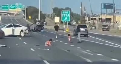 &Beta;ί&nu;&tau;&epsilon;&omicron; &sigma;&omicron;&kappa;: &Nu;ή&pi;&iota;&alpha; &beta;&rho;έ&theta;&eta;&kappa;&alpha;&nu; &sigma;&tau;&eta; &mu;έ&sigma;&eta; &alpha;&upsilon;&tau;&omicron;&kappa;&iota;&nu;&eta;&tau;ό&delta;&rho;&omicron;&mu;&omicron;&upsilon; &sigma;&tau;&omicron; &Tau;έ&xi;&alpha;&sigmaf; -&Epsilon;&kappa;&tau;&iota;&nu;ά&chi;&theta;&eta;&kappa;&alpha;&nu; &alpha;&pi;ό IX &mu;&epsilon;&tau;ά &alpha;&pi;ό &tau;&rho;&omicron;&chi;&alpha;ί&omicron;