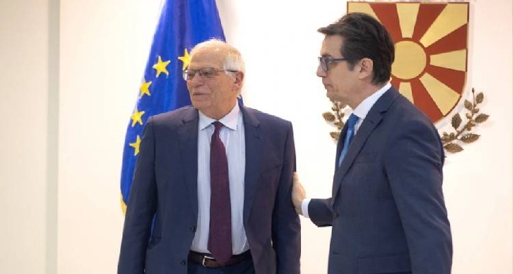 Ξαφνικό «μπουρίνι» στις σχέσεις Βουλγαρίας - Σκοπίων με αφορμή τη ρωσική επίθεση στην Ουκρανία