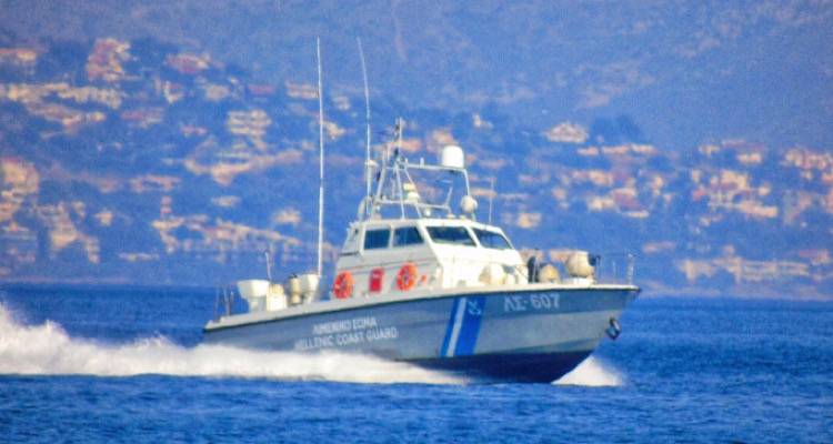 Βυθίστηκε σκάφος ανοιχτά των Σπετσών