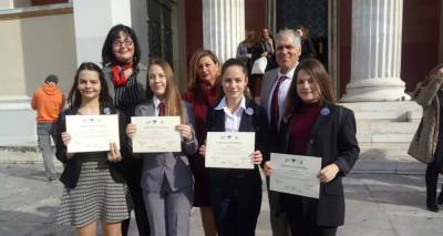 &Mu;&epsilon; &epsilon;&pi;&iota;&tau;&upsilon;&chi;ί&alpha; &sigma;&tau;έ&phi;&theta;&eta;&kappa;&epsilon; &eta; &sigma;&upsilon;&mu;&mu;&epsilon;&tau;&omicron;&chi;ή &tau;&omicron;&upsilon; &Gamma;&Epsilon;&Lambda; &Mu;&omicron;ύ&delta;&rho;&omicron;&upsilon; &sigma;&tau;&eta;&nu; &pi;&rho;&omicron;&sigma;&omicron;&mu;&omicron;ί&omega;&sigma;&eta; &epsilon;&upsilon;&rho;&omega;&pi;&alpha;ϊ&kappa;ώ&nu; &omicron;&rho;&gamma;ά&nu;&omega;&nu; &sigma;&tau;&eta;&nu; &Alpha;&theta;ή&nu;&alpha; (photos)