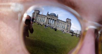 Διάσκεψη Βερολίνου για τη Λιβύη: Τι παίζεται, τι επιδιώκουν οι αντιμαχόμενες πλευρές