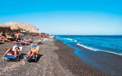 Εκμίσθωση τμημάτων αιγιαλών και παραλίων για τοποθέτηση ομπρελών, καντινών, θαλασσίων μέσων αναψυχής