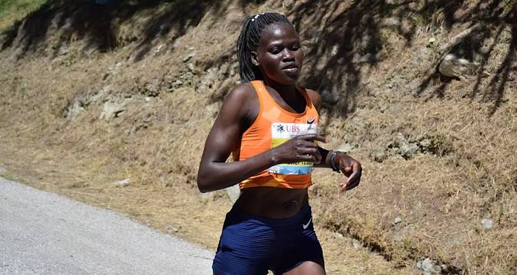 &Pi;έ&theta;&alpha;&nu;&epsilon; &eta; &mu;&alpha;&rho;&alpha;&theta;&omega;&nu;&omicron;&delta;&rho;ό&mu;&omicron;&sigmaf; &pi;&omicron;&upsilon; &tau;&eta;&sigmaf; έ&beta;&alpha;&lambda;&epsilon; &phi;&omega;&tau;&iota;ά &omicron; &sigma;ύ&nu;&tau;&rho;&omicron;&phi;ό&sigmaf; &tau;&eta;&sigmaf;.