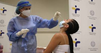 &Kappa;&Omicron;&mu;&Upsilon; &Lambda;ή&mu;&nu;&omicron;&upsilon;: 2 &theta;&epsilon;&tau;&iota;&kappa;ά rapid test &epsilon;&chi;&theta;έ&sigmaf; &sigma;&tau;&omicron; &Mu;&omicron;ύ&delta;&rho;&omicron;