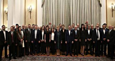 &Sigma;&upsilon;&nu;&epsilon;&delta;&rho;&iota;ά&zeta;&epsilon;&iota; &sigma;ή&mu;&epsilon;&rho;&alpha; &tau;&omicron; &nu;έ&omicron; &upsilon;&pi;&omicron;&upsilon;&rho;&gamma;&iota;&kappa;ό &sigma;&upsilon;&mu;&beta;&omicron;ύ&lambda;&iota;&omicron; | &Omicron;&iota; &pi;&rho;ώ&tau;&epsilon;&sigmaf; &omicron;&delta;&eta;&gamma;ί&epsilon;&sigmaf; &Tau;&sigma;ί&pi;&rho;&alpha;