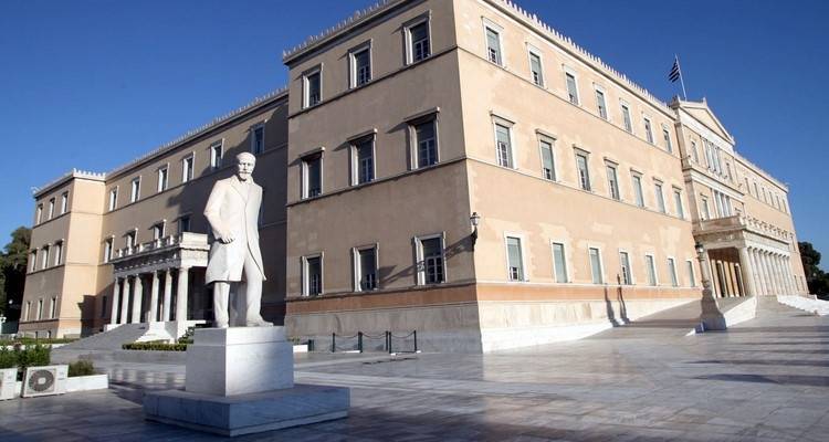 &laquo;&Mu;ό&nu;&omicron; &eta;&tau;&tau;&eta;&mu;έ&nu;&omicron;&iota; &alpha;&pi;ό &tau;&iota;&sigmaf; &pi;&rho;ό&omega;&rho;&epsilon;&sigmaf; &epsilon;&kappa;&lambda;&omicron;&gamma;έ&sigmaf; &sigma;&tau;&eta;&nu; &Epsilon;&lambda;&lambda;ά&delta;&alpha;&raquo;