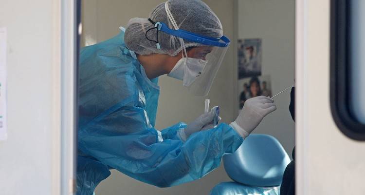 Κορωνοϊός: Στα 941 τα νέα κρούσματα | Τα 526 στην Αττική