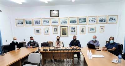 &Sigma;&upsilon;&nu;&epsilon;&delta;&rho;ί&alpha;&sigma;&eta; &Tau;&eta;&sigmaf; &Kappa;&Epsilon;&Pi; &Sigma;&tau;&omicron; &Pi;&lambda;&alpha;ί&sigma;&iota;&omicron; &Tau;&eta;&sigmaf; &Pi;&rho;ά&xi;&eta;&sigmaf; &laquo;&Upsilon;&pi;&omicron;&sigma;&tau;ή&rho;&iota;&xi;&eta; &Tau;&omega;&nu; &Pi;&omicron;&lambda;&iota;&tau;&iota;&kappa;ώ&nu; &Kappa;&alpha;&iota; &Kappa;ά&lambda;&upsilon;&psi;&eta; &Mu;&epsilon;&lambda;&lambda;&omicron;&nu;&tau;&iota;&kappa;ώ&nu; &Alpha;&nu;&alpha;&gamma;&kappa;ώ&nu;-&Pi;&rho;ά&sigma;&iota;&nu;&omicron; &Nu;&eta;&sigma;ί&raquo;