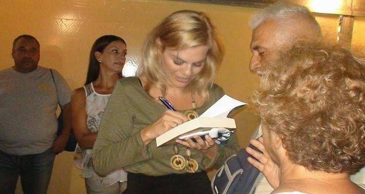 Ο συγγραφέας Γιάννης Παπαγιάννης για το &quot;Μη μου πεις το τέλος&quot; της Μαρίας Λιάσκα - Μαυράκη στον σημερινό Ελεύθερο Τύπο