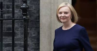 &Beta;&rho;&epsilon;&tau;&alpha;&nu;ί&alpha; : H &Lambda;&iota;&zeta; &Tau;&rho;&alpha;&sigmaf; &pi;&rho;&omicron;&tau;ί&theta;&epsilon;&tau;&alpha;&iota; &nu;&alpha; &pi;&epsilon;&rho;&iota;&omicron;&rho;ί&sigma;&epsilon;&iota; &tau;&iota;&sigmaf; &kappa;&omicron;&iota;&nu;&omega;&nu;&iota;&kappa;έ&sigmaf; &pi;&alpha;&rho;&omicron;&chi;έ&sigmaf;