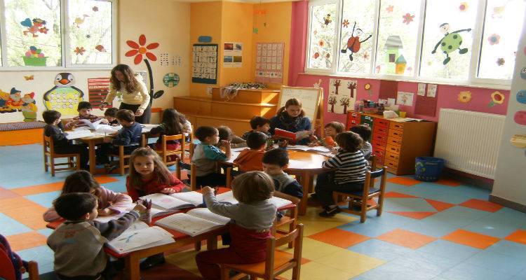 &Lambda;ή&mu;&nu;&omicron;&sigmaf;:  &Delta;&iota;&alpha;&mu;&alpha;&rho;&tau;&upsilon;&rho;ί&alpha; &gamma;&iota;&alpha; &tau;&eta;&nu; &alpha;&pi;&alpha;&xi;ί&omega;&sigma;&eta; &tau;&omega;&nu; &Delta;&eta;&mu;&omicron;&tau;&iota;&kappa;ώ&nu; &Pi;&alpha;&iota;&delta;&iota;&kappa;ώ&nu; &Sigma;&tau;&alpha;&theta;&mu;ώ&nu; | &Kappa;&lambda;&epsilon;ί&nu;&omicron;&upsilon;&nu; &sigma;&epsilon; &Mu;ύ&rho;&iota;&nu;&alpha; &kappa;&alpha;&iota; &Mu;&omicron;ύ&delta;&rho;&omicron;