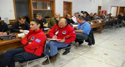 &Lambda;ή&mu;&nu;&omicron;&sigmaf;: &Delta;&iota;ή&mu;&epsilon;&rho;&eta; &epsilon;&kappa;&pi;&alpha;ί&delta;&epsilon;&upsilon;&sigma;&eta; &gamma;&iota;&alpha; 300 &epsilon;&pi;ί&lambda;&epsilon;&kappa;&tau;&omicron;&upsilon;&sigmaf; &kappa;&alpha;&tau;&omicron;ί&kappa;&omicron;&upsilon;&sigmaf; | &Omicron;&rho;&gamma;&alpha;&nu;ώ&nu;&omicron;&nu;&tau;&alpha;&iota; &delta;&iota;&mu;&omicron;&iota;&rho;ί&epsilon;&sigmaf;