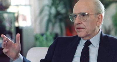 Ανδρέας Παπανδρέου: Πέθανε σαν σήμερα το 1996 | «29 χρόνια χωρίς την καθαρή του ματιά στις εξελίξεις» γράφει ο γιος του Νίκος